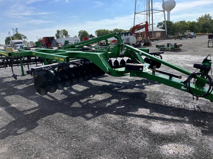 2014-john-deere-2720-image-2