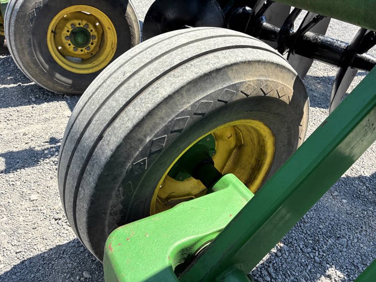 john-deere-637-image-20