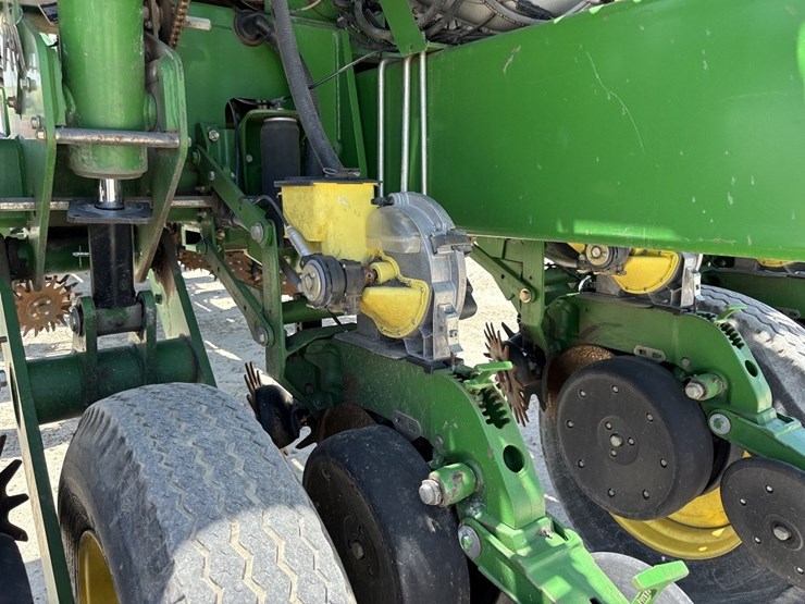john-deere-s680-image-36