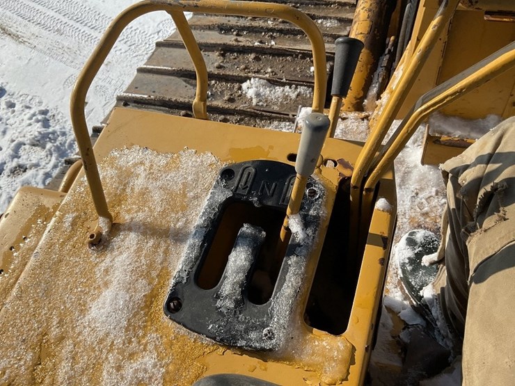 caterpillar-d5h-lgp-image-34