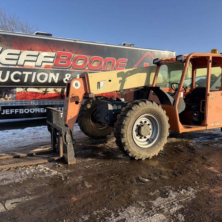 2012 JLG G6-42A