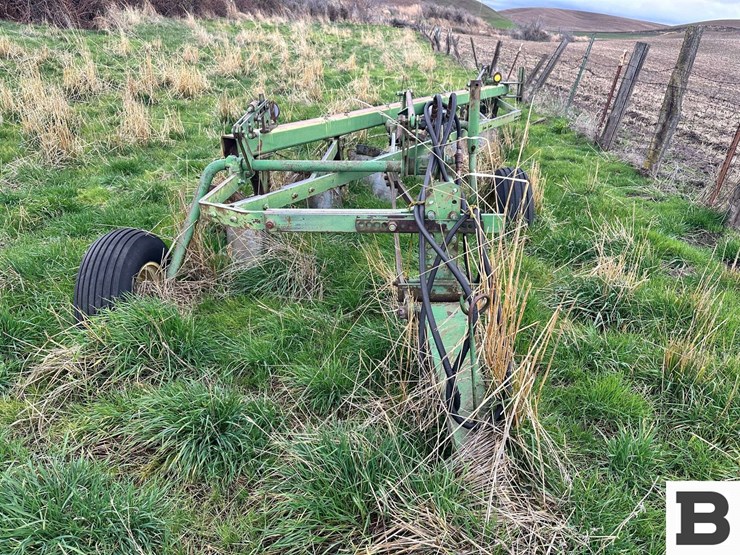 john-deere-3100-image-2