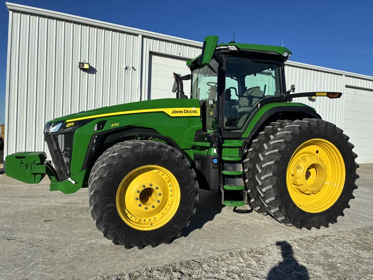 john-deere-8r-370-image-3