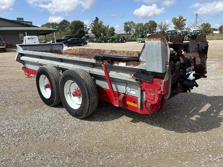 massey-ferguson-3732-image-3