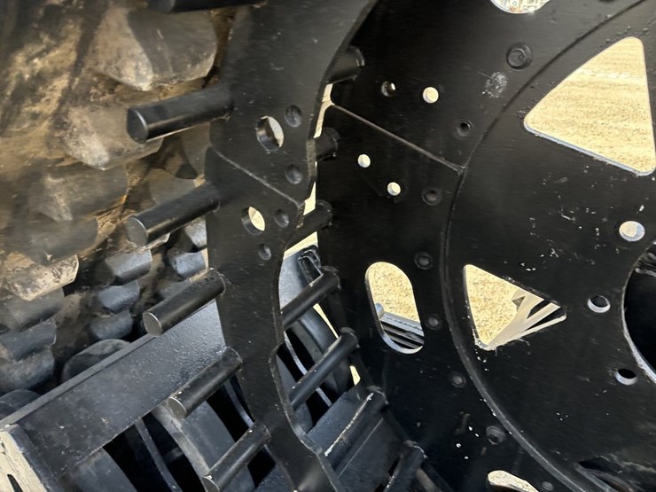 soucy-s3-tractor-tracks-image-14