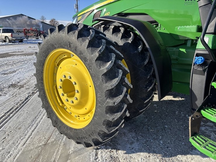 john-deere-8r-410-image-32