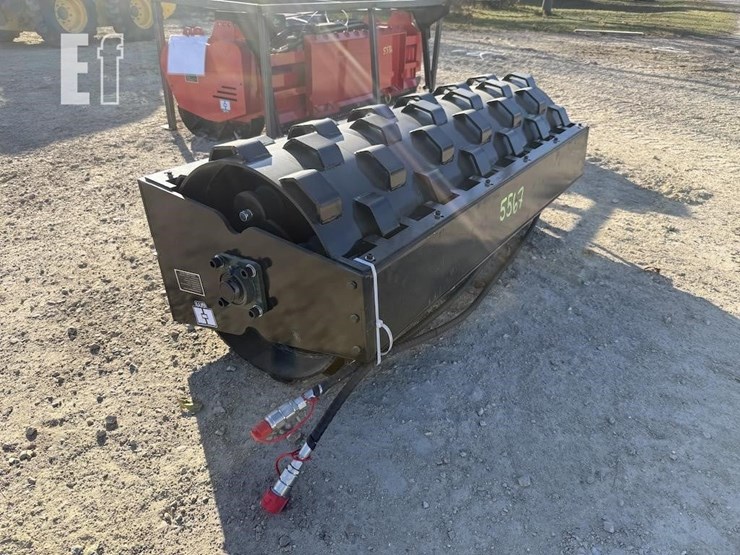 skid-steer-compactor-wheel-image-2