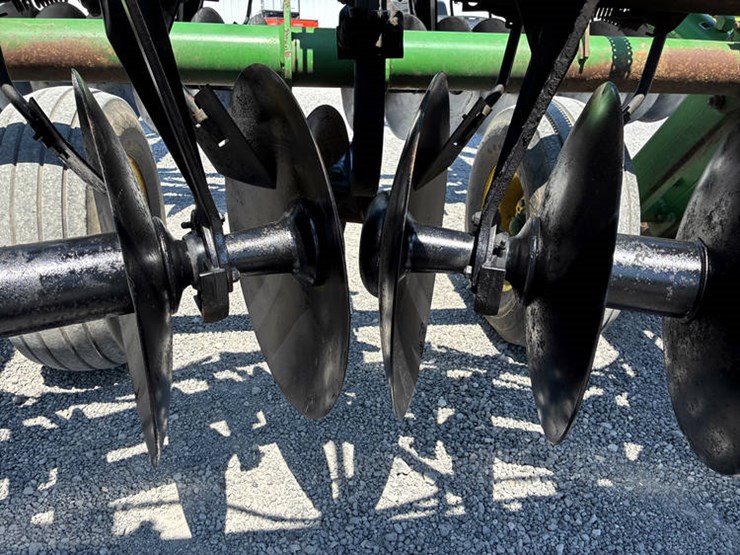 john-deere-637-image-7