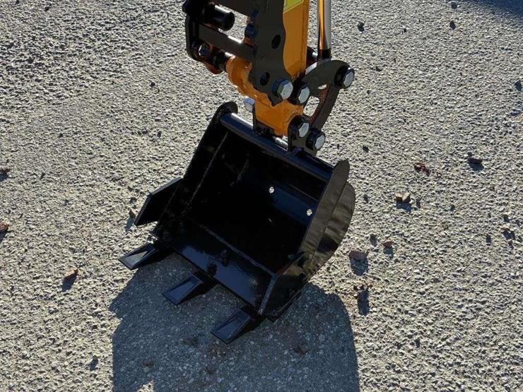 2025-vicsec-vc15-excavator-image-7