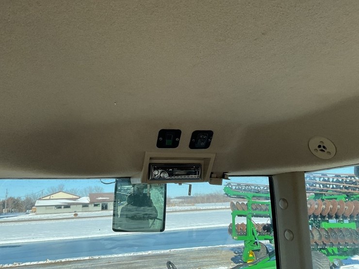 john-deere-7730-image-37