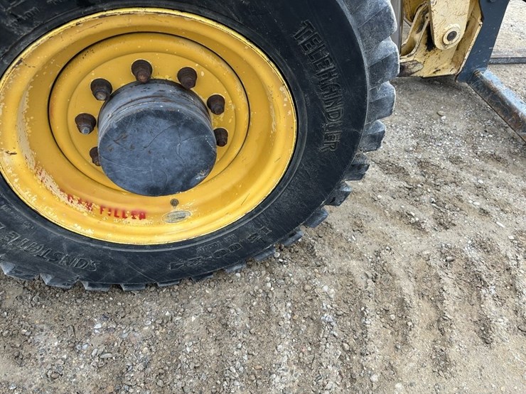 2005-john-deere-1790-image-12