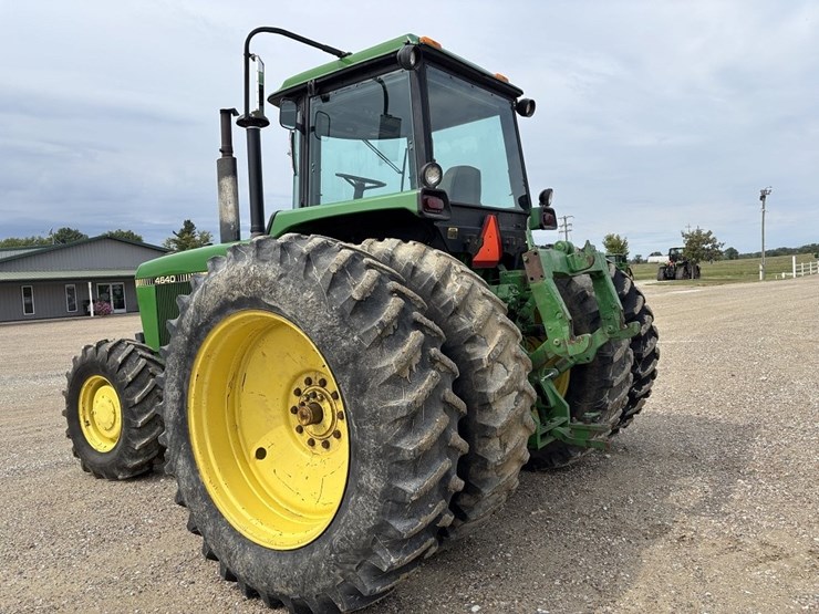 john-deere-4640-image-3