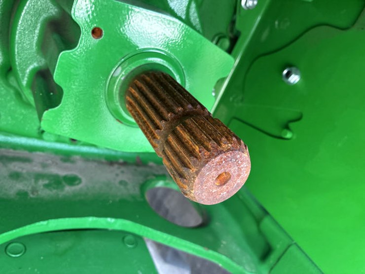 john-deere-8r-370-image-30