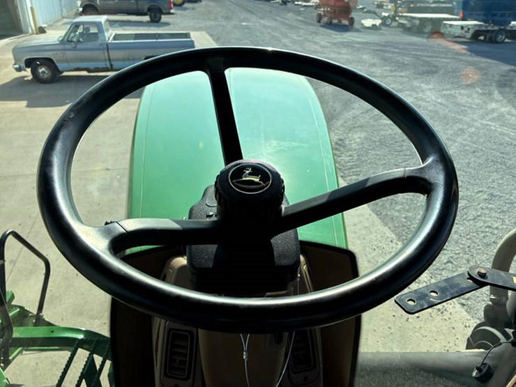 john-deere-9300t-image-83
