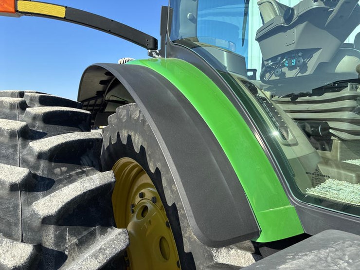 john-deere-8320r-image-23