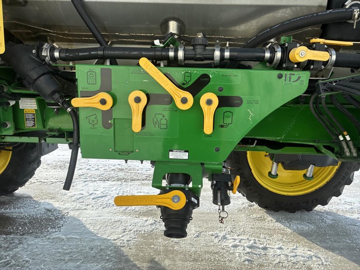 john-deere-r4038-image-43