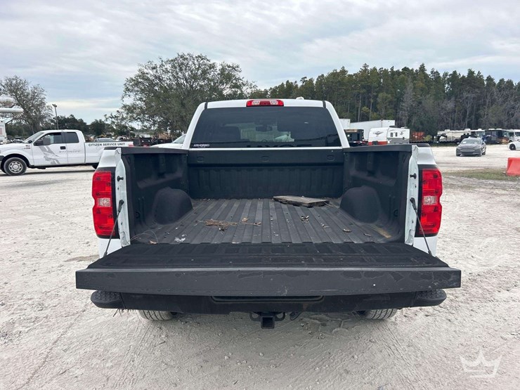 2017-chevrolet-silverado-1500-image-25