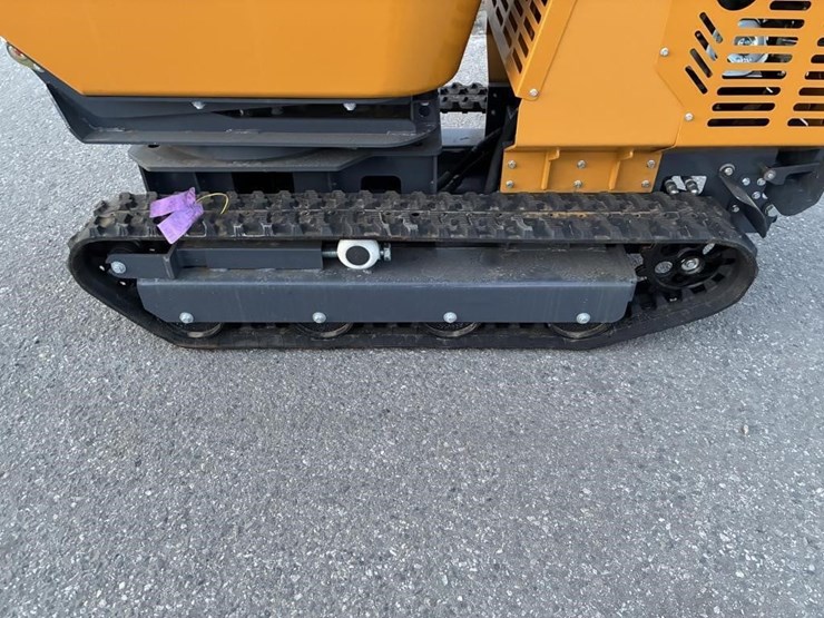 2025-vicsec-x1200-mud-buggy-image-6