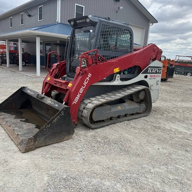 TAKEUCHI TL12V2