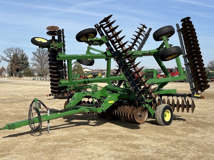 john-deere-637-image-3