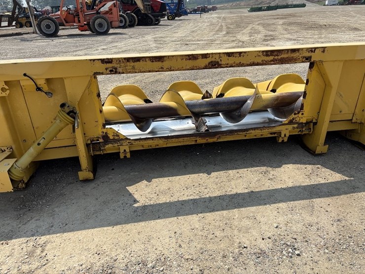 new-holland-996-image-4