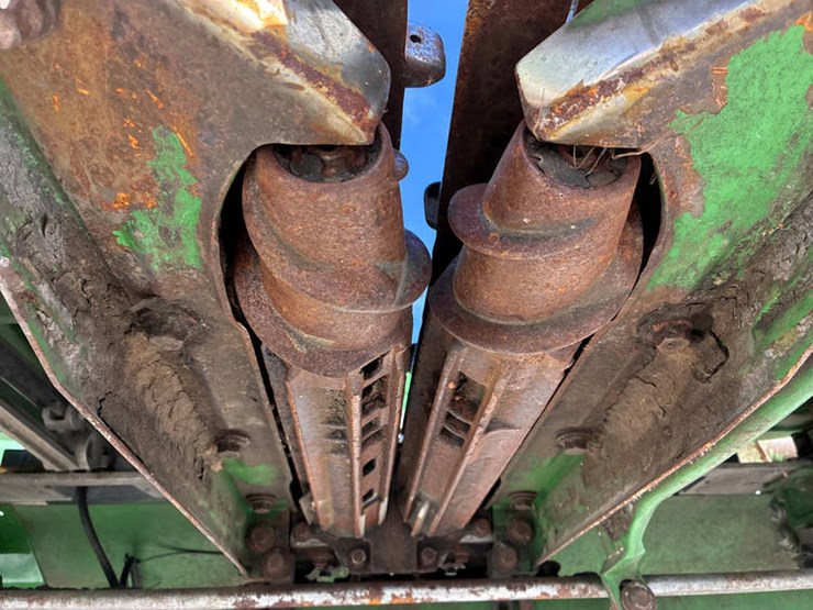 john-deere-612c-image-39