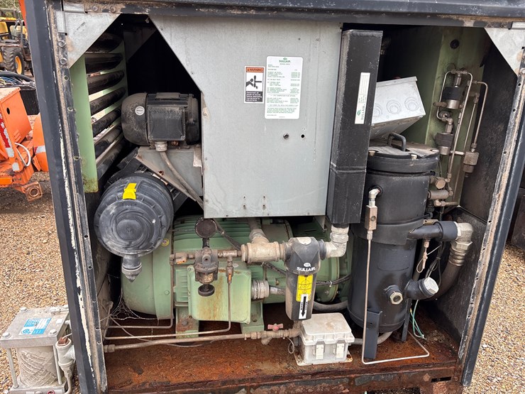 #3513-•-electric-air-compressor-image-4