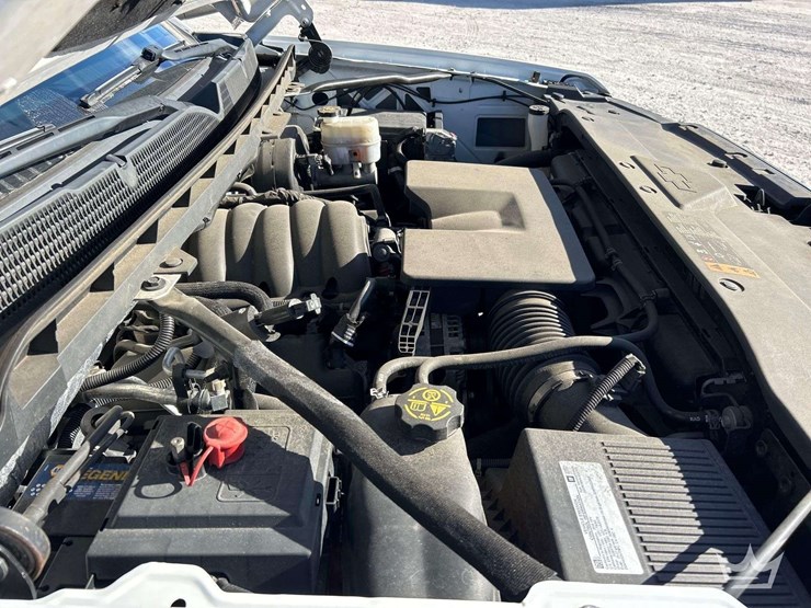 2018-chevrolet-1500-image-9