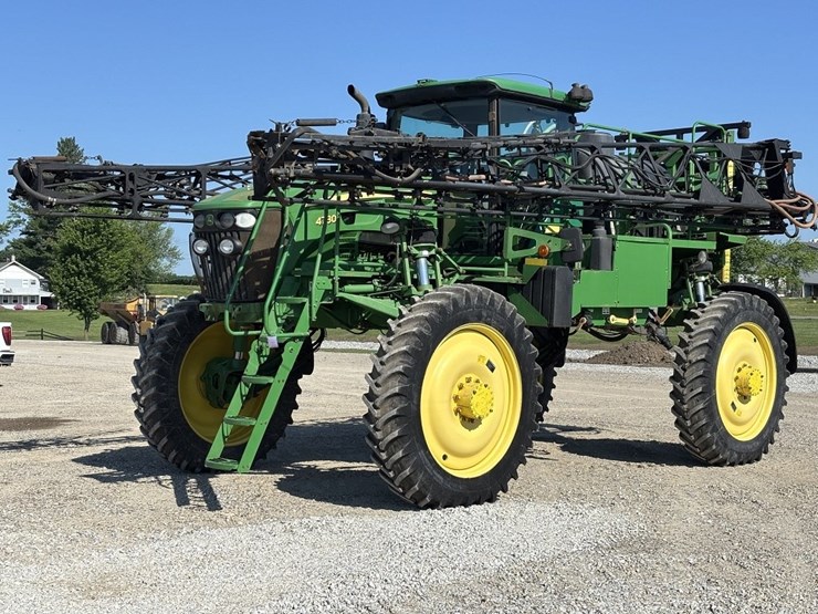 john-deere-4730-image-1