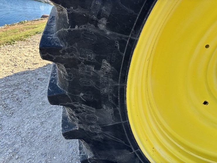 john-deere-8285r-image-20