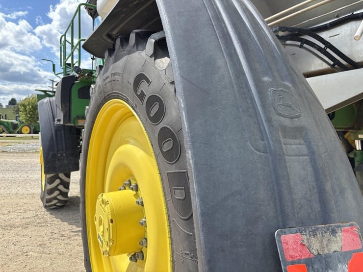 john-deere-600r-image-40