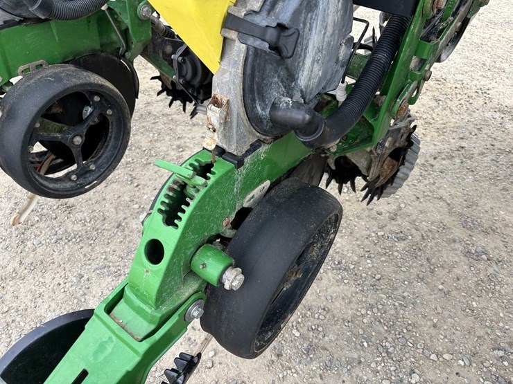 john-deere-1770nt-image-26
