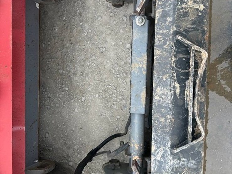 takeuchi-tl12v2-image-11