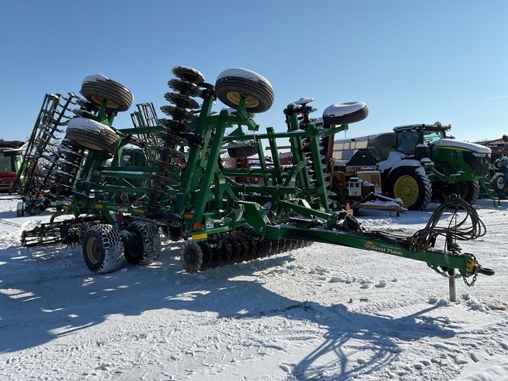 great-plains-h1100-25’-terramax-image-6