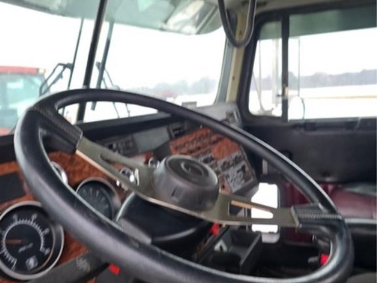 kenworth-t800-image-25