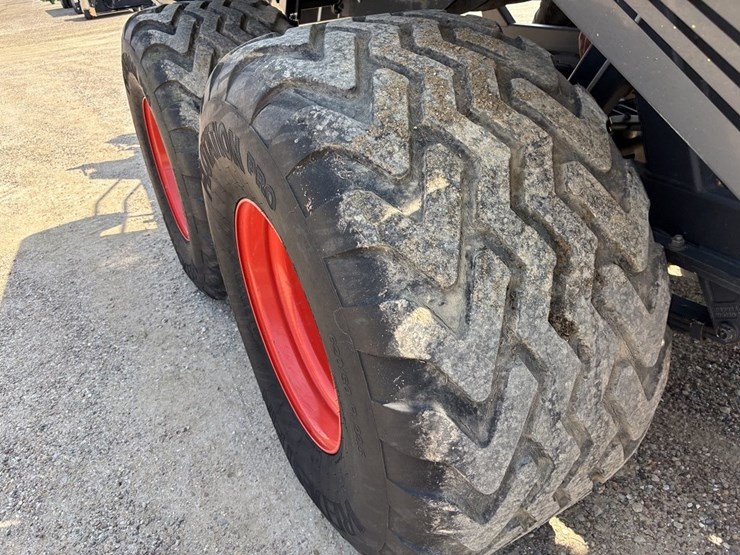 2018-claas-quandrant-5300rf-large-square-baler-image-22