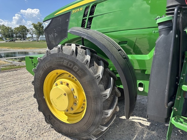 john-deere-7215r-image-31