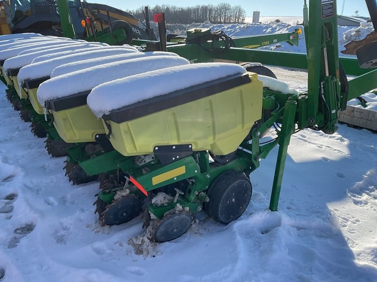 john-deere-1785-image-3