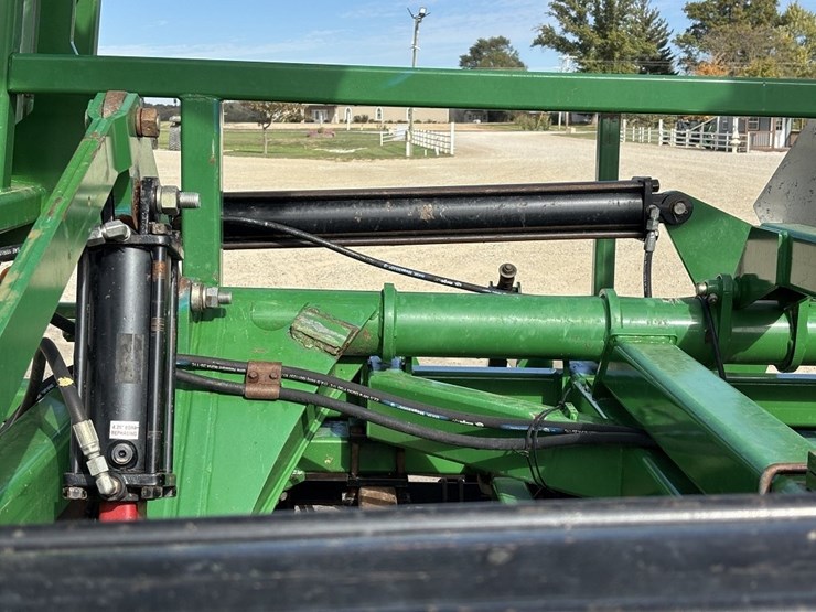 great-plains-4000tm-image-61