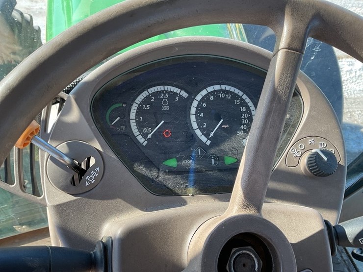 john-deere-7530-premium-image-42