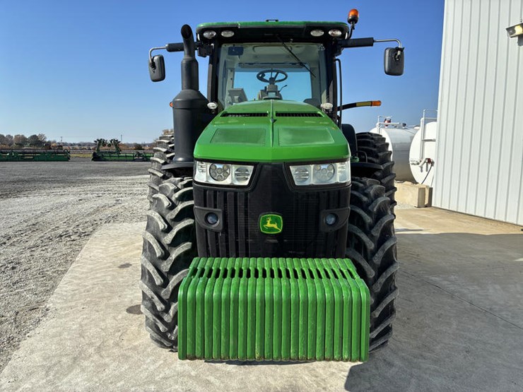 john-deere-8320r-image-13