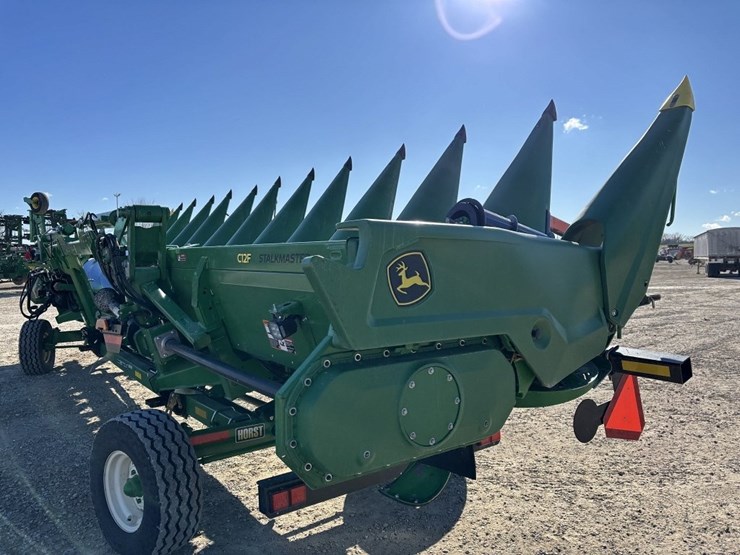 john-deere-c12f-image-5