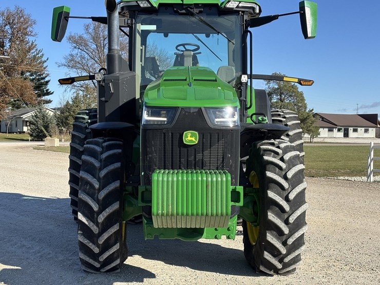 2022-john-deere-8r-280-image-8