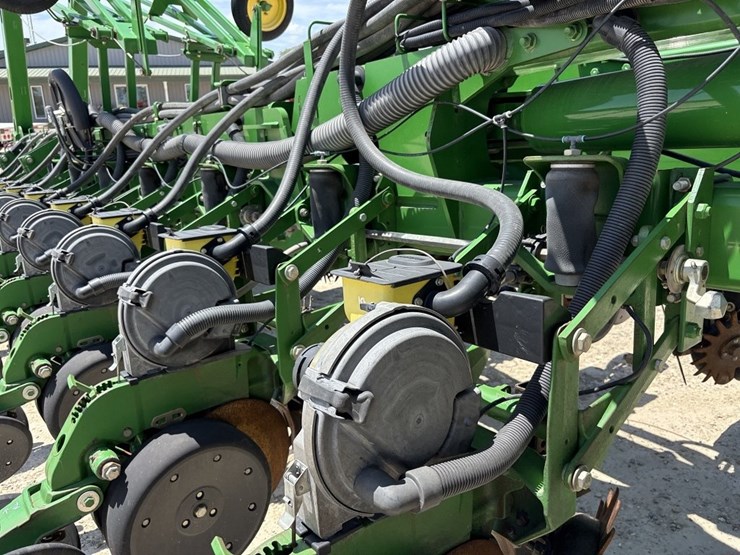 john-deere-s680-image-45