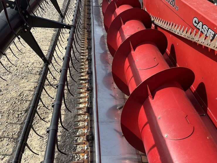 case-ih-3020-image-21