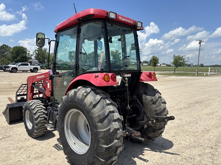 mahindra-2555-image-3