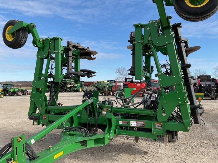 john-deere-2510h-image-2