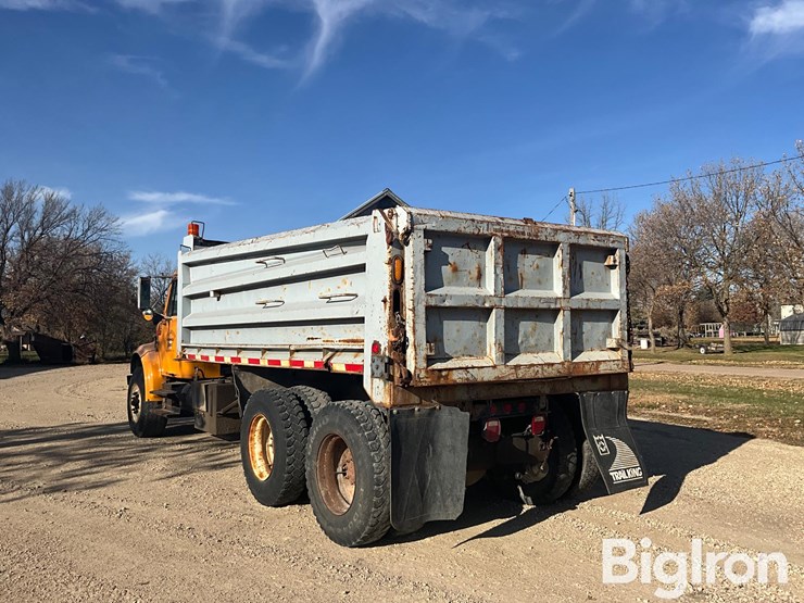 international-4900-image-7