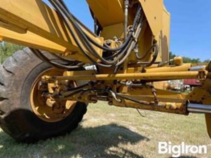 caterpillar-140m-image-13