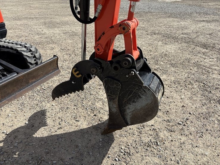 2022-kubota-kx71-3-image-8